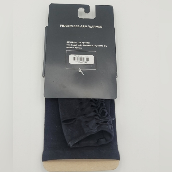 Hot Topic Fingerless Arm Warmers Set NEW #633 - Picture 5 of 5